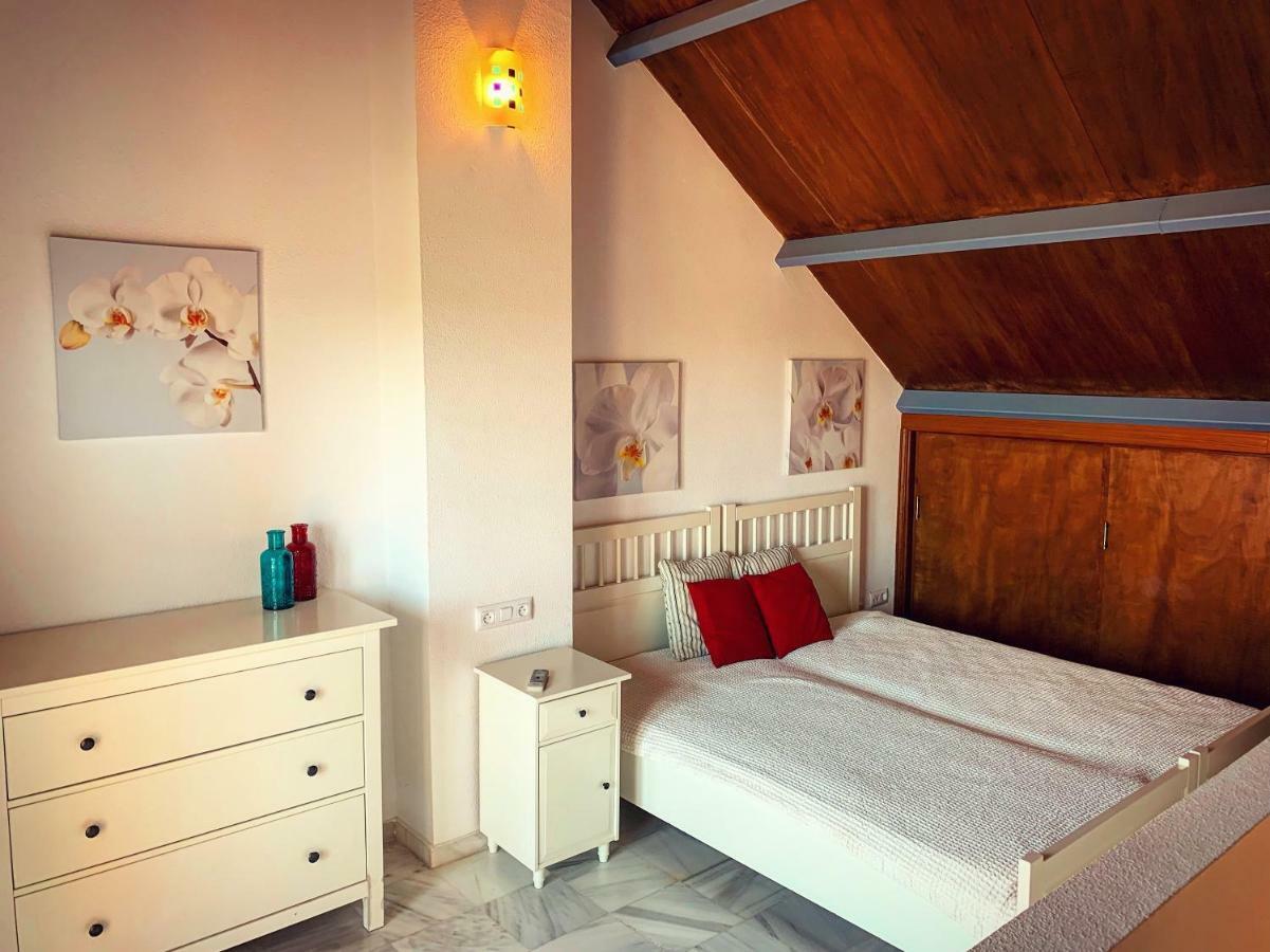 Fantastic 3-Bedroom Holiday Home Including Tennis And Pool Near Golf Course エル・ポルティル エクステリア 写真